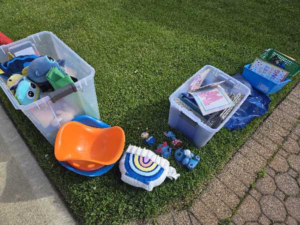 Yard Sale photo