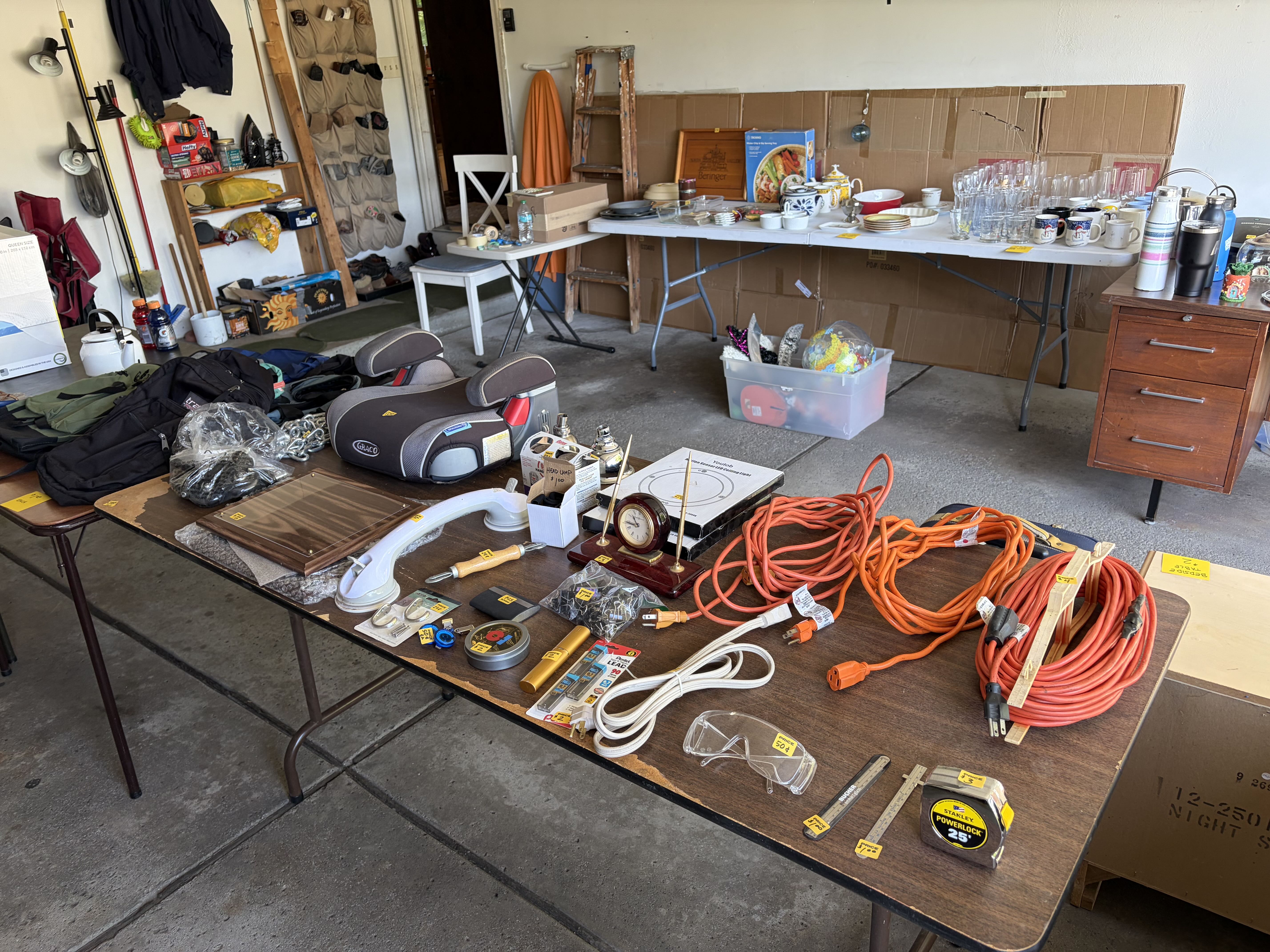 Garage / Yard Sale photo
