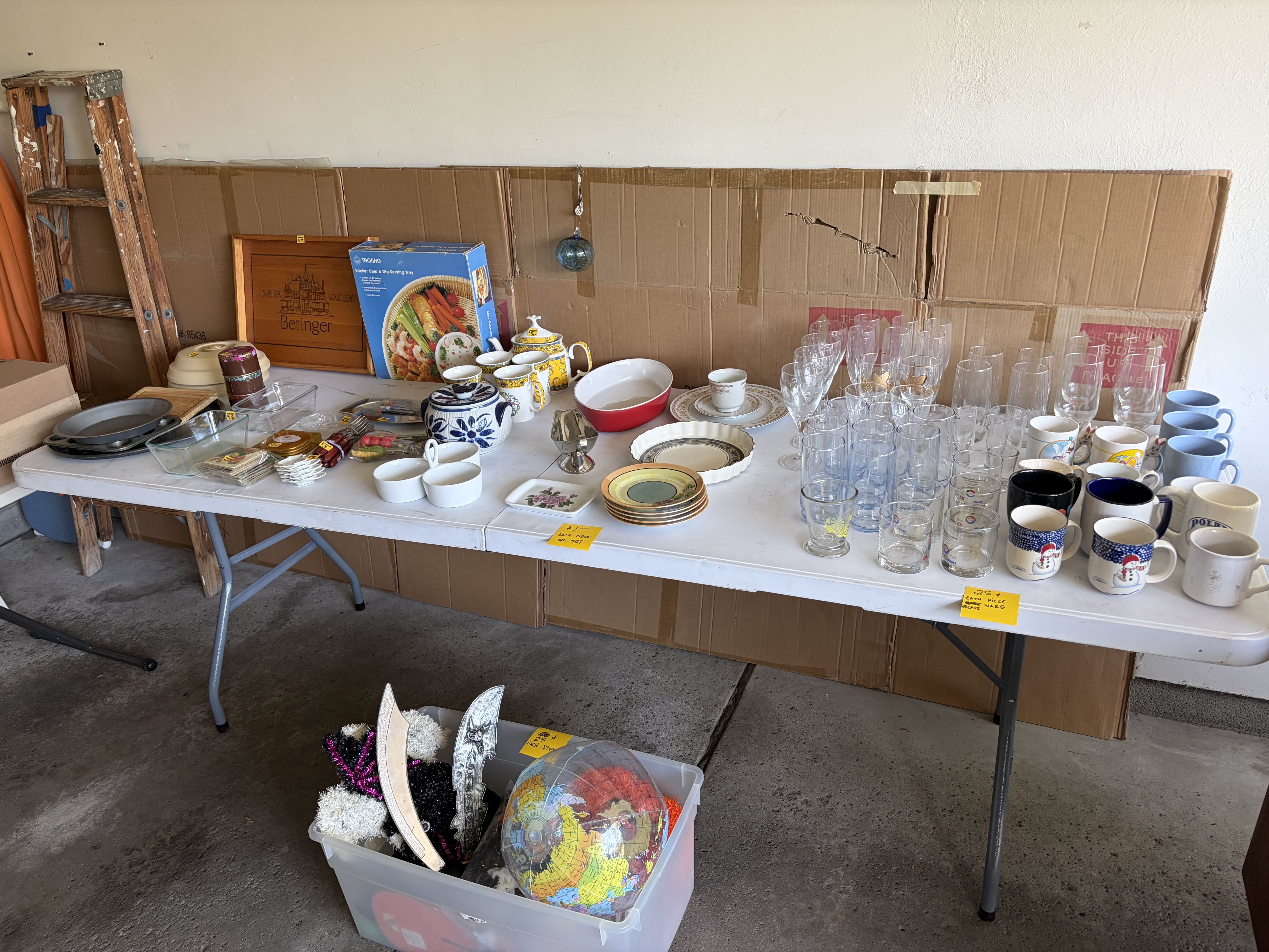 Garage / Yard Sale photo