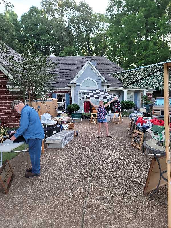 Yard Sale photo
