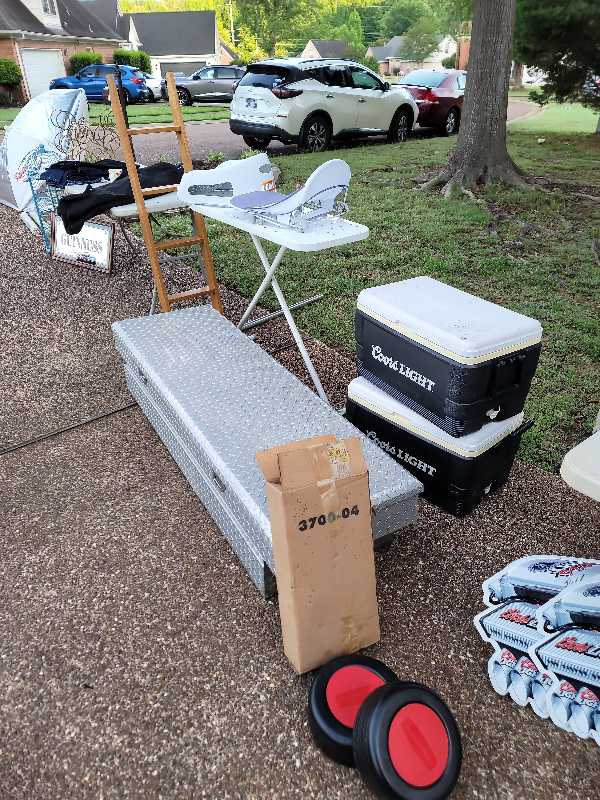 Yard Sale photo