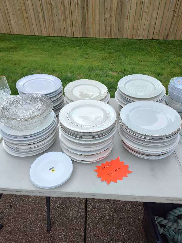 yard sale photo