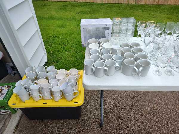yard sale photo