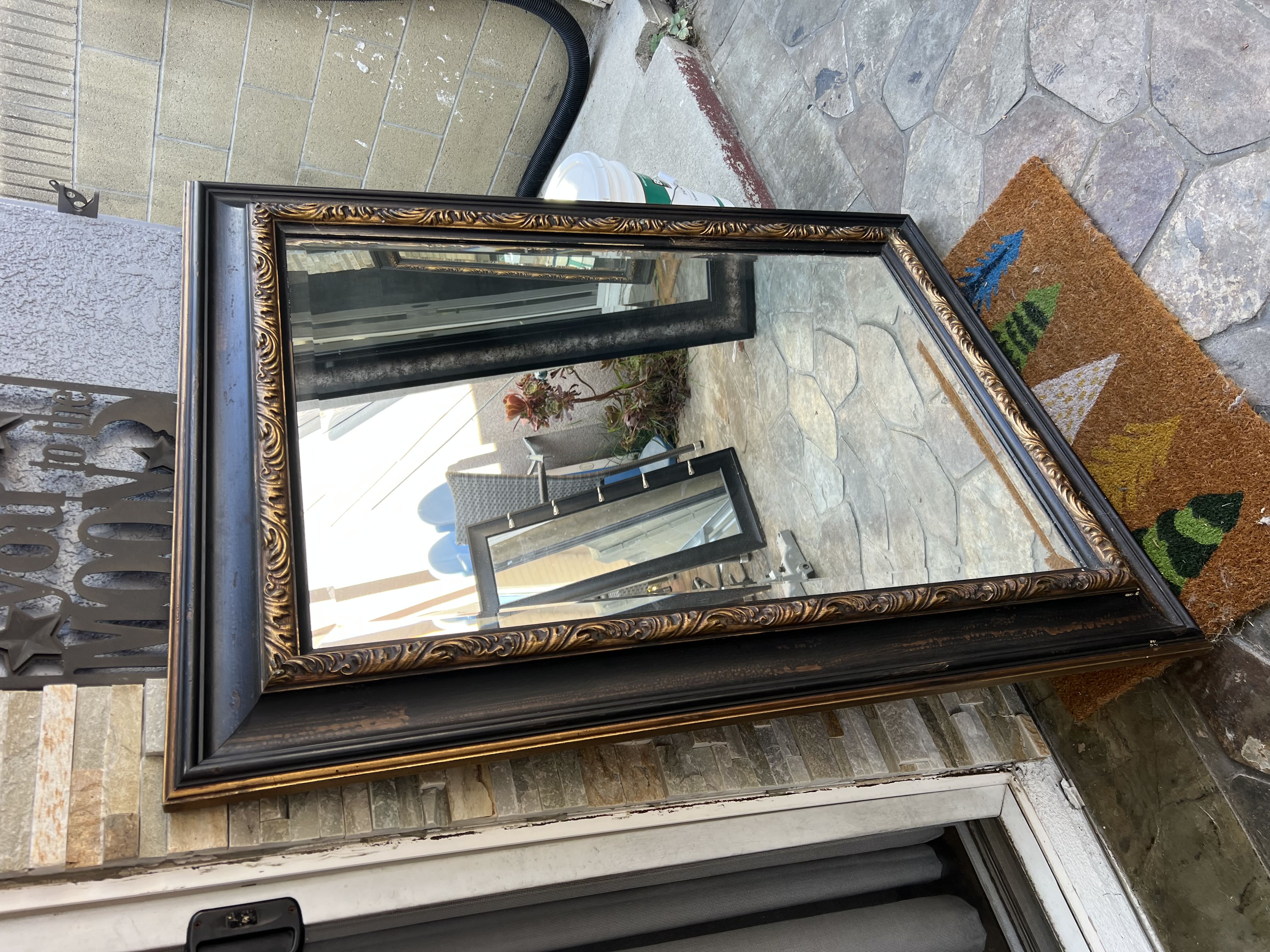garage sale photo