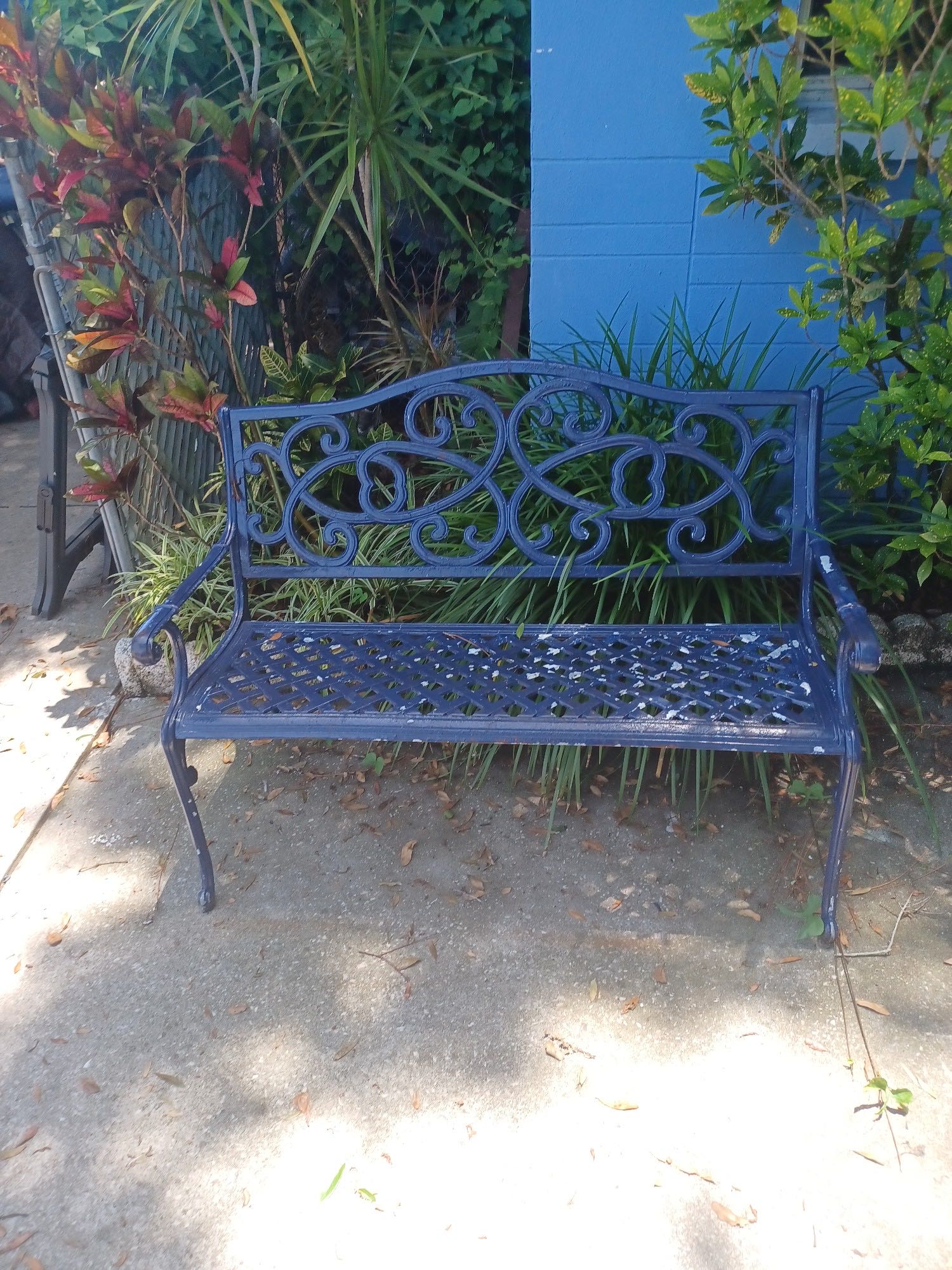 Paul’s Pickem Garage Sale photo