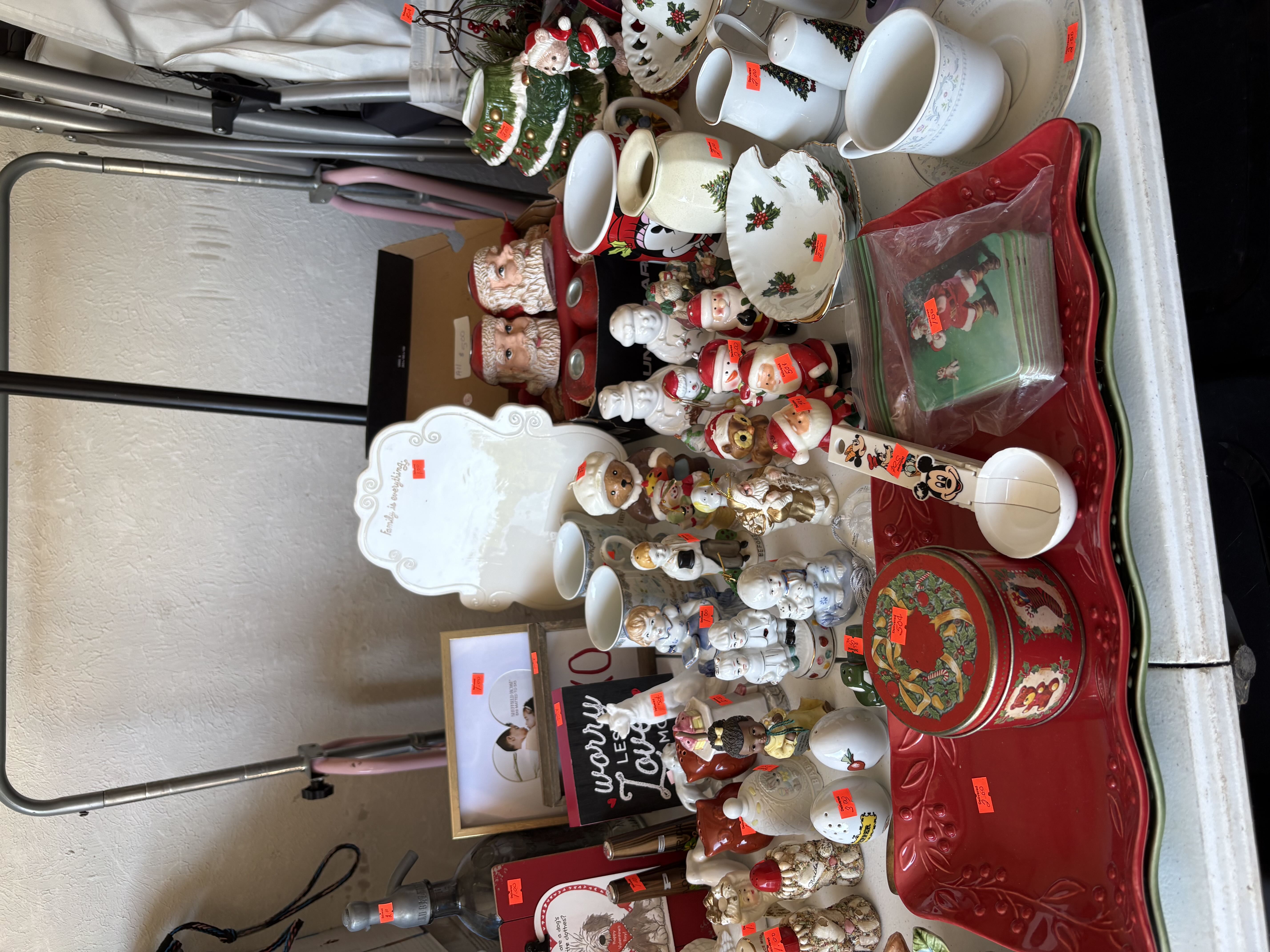 yard sale photo