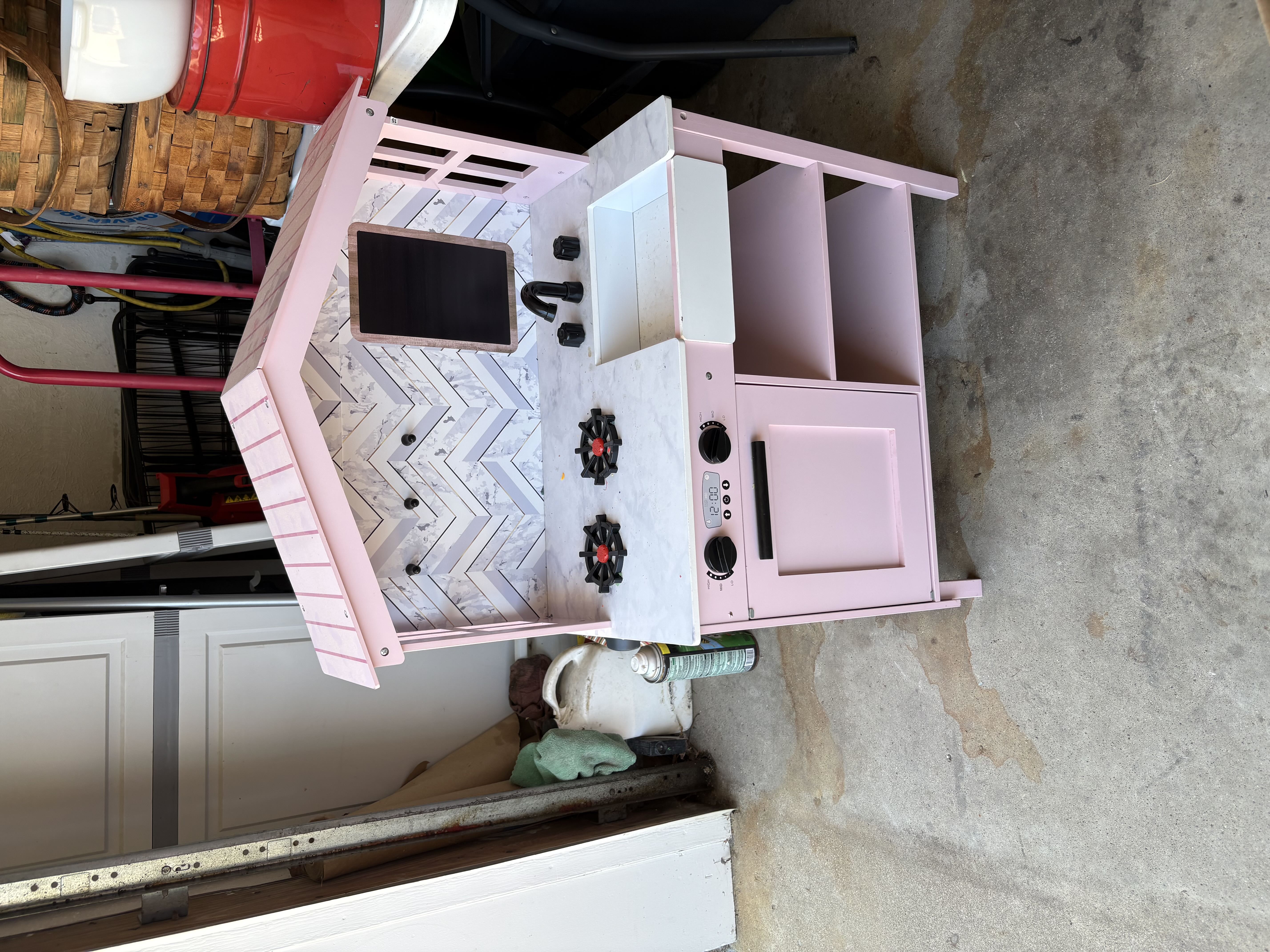 yard sale photo
