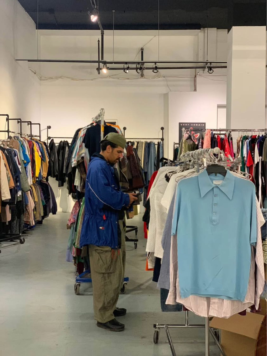 THRIFT VINTAGE WAREHOUSE photo