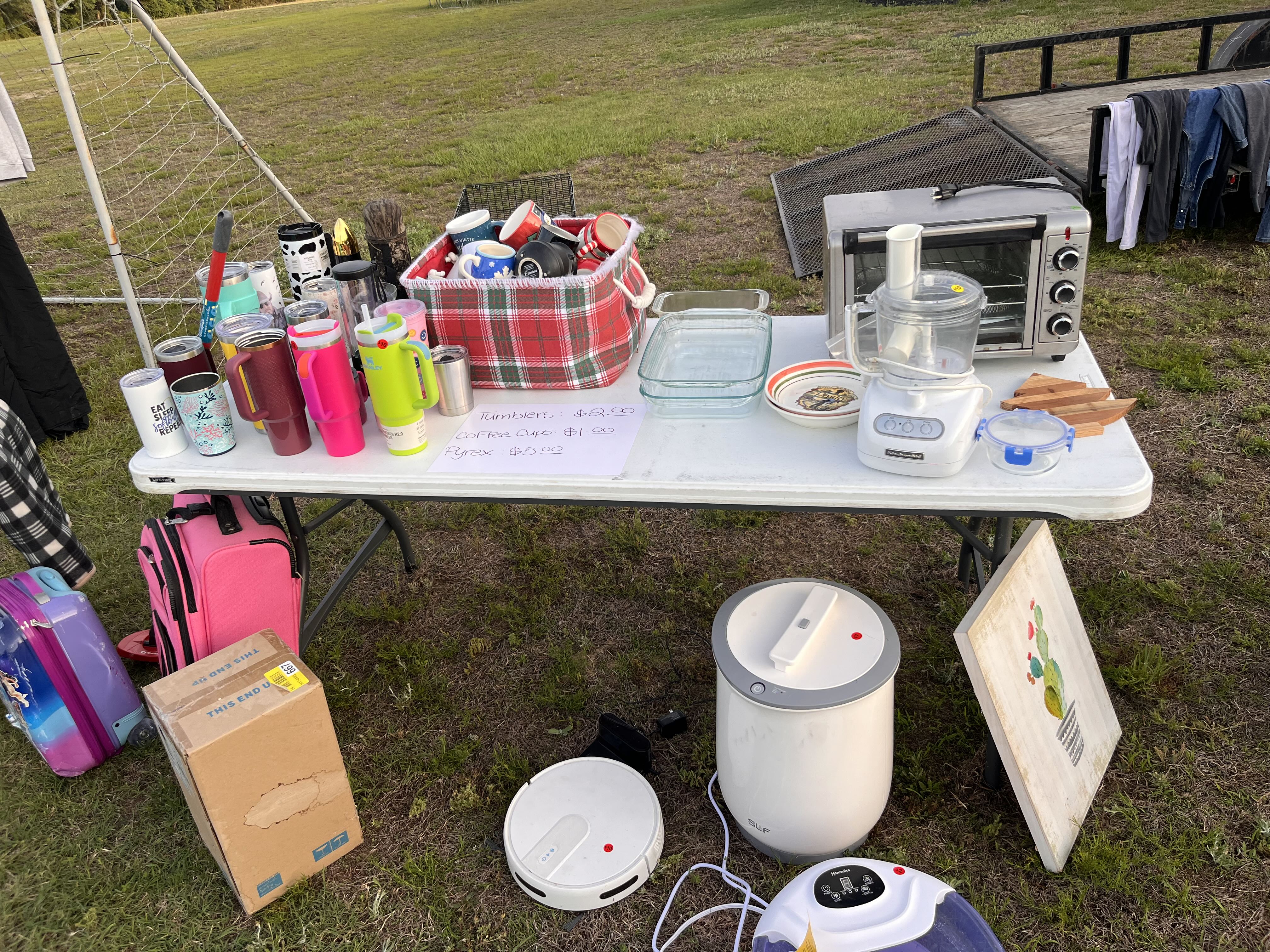 Good Times Yardsale photo