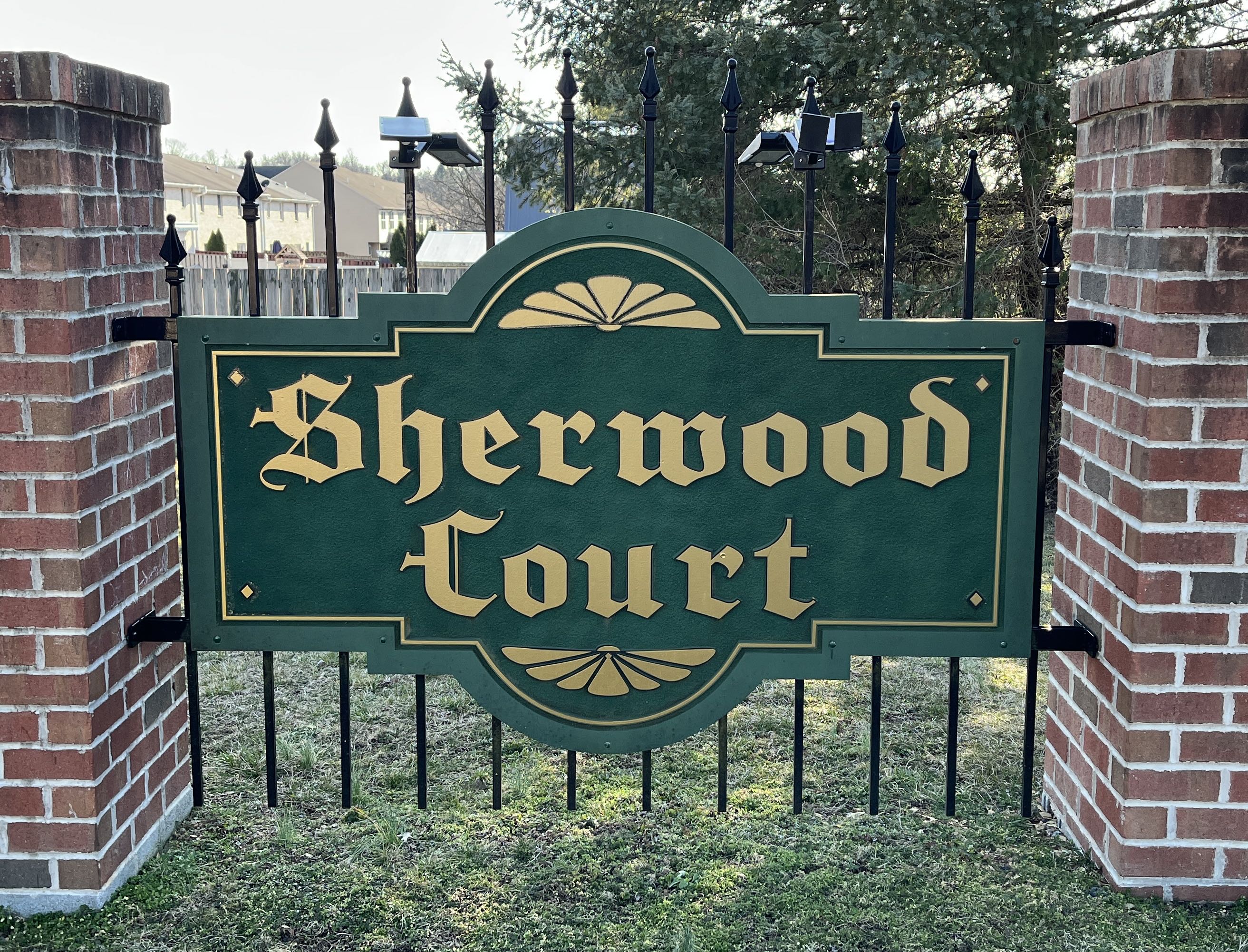 Sherwood Court Community Yard Sale!