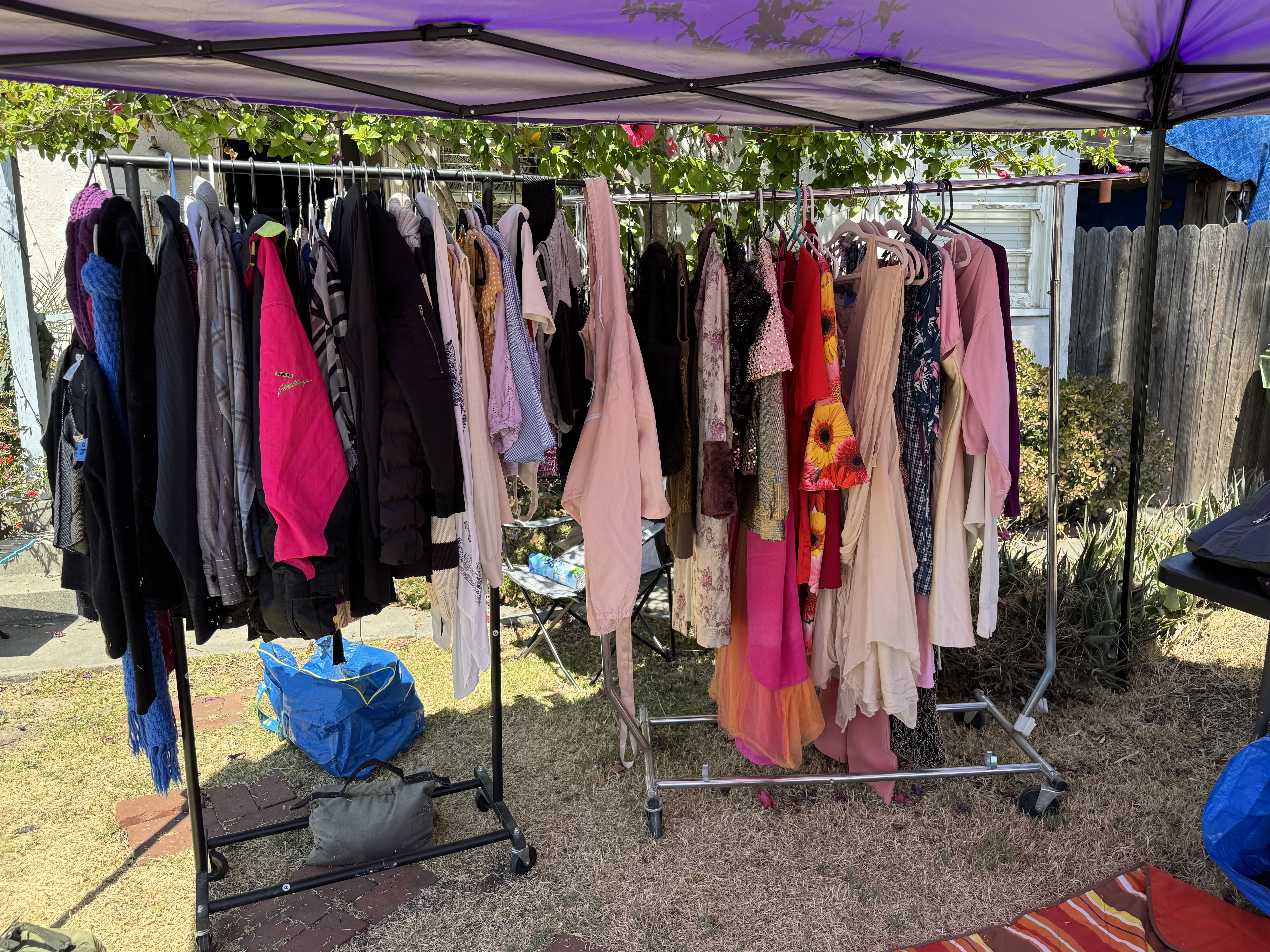 Fundraising Yard Sale photo