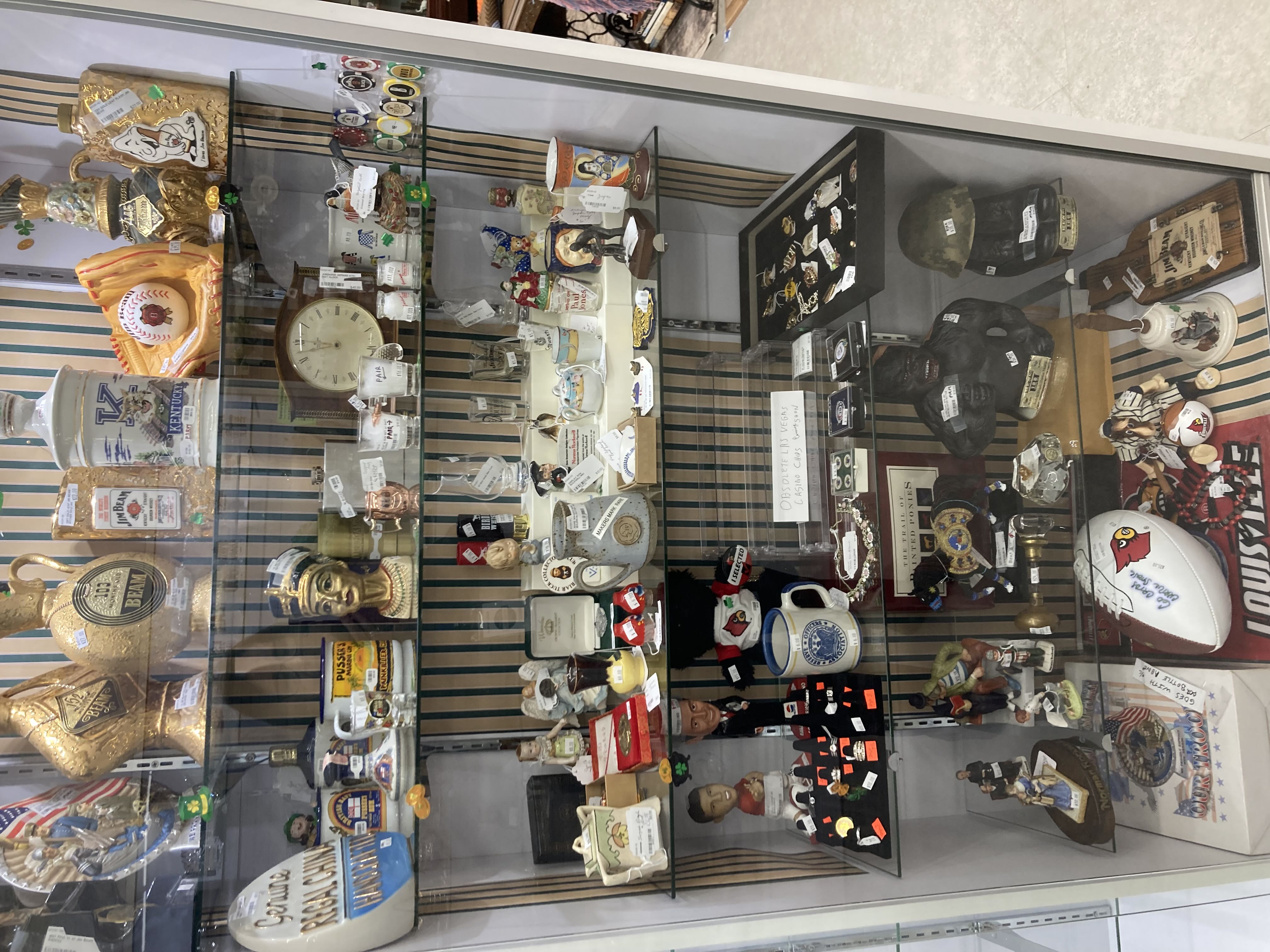 Part of the Upper Highlands neighborhood Jo yard sale. photo