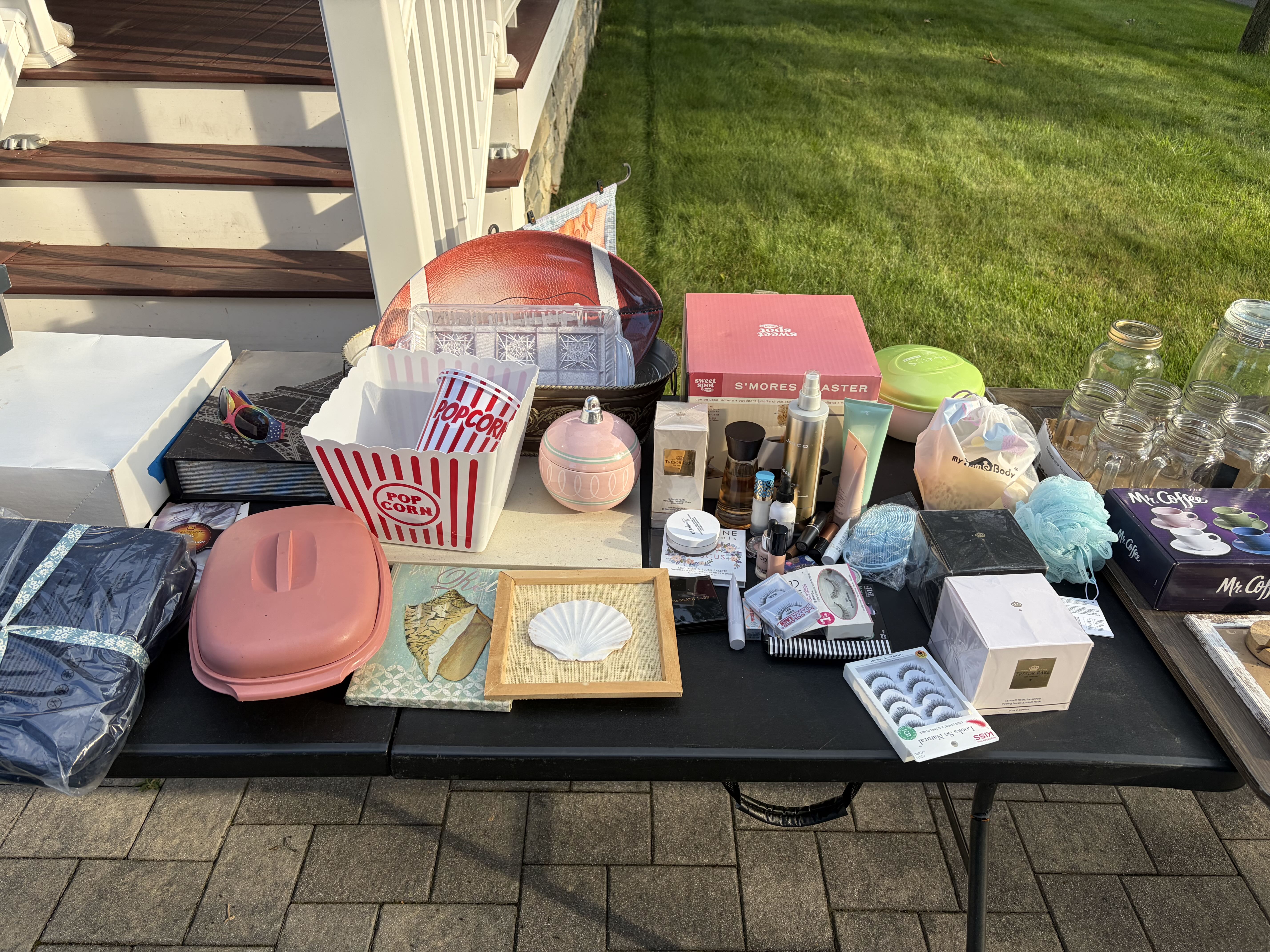 Yard Sale photo