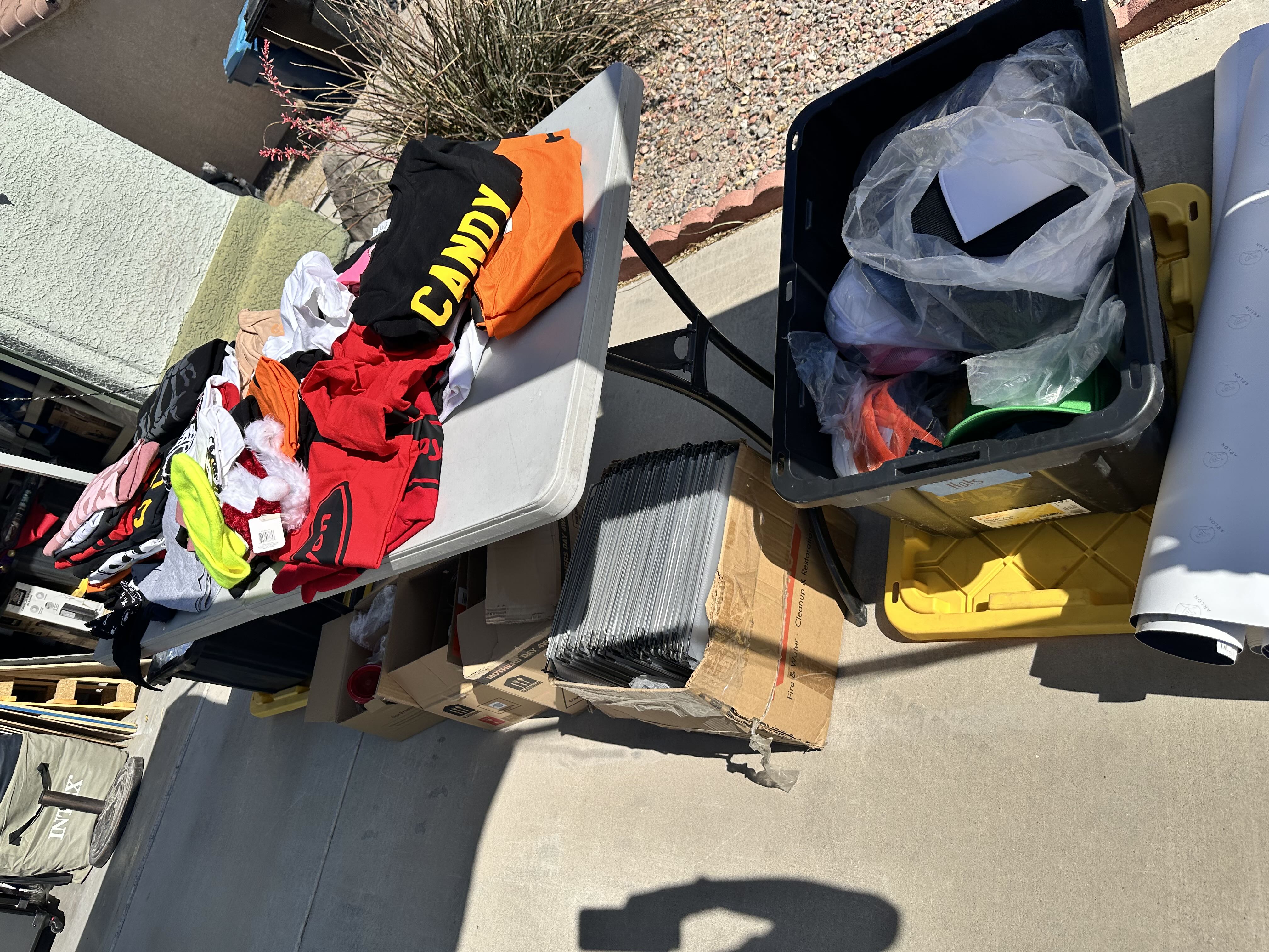 GARAGE SALE photo