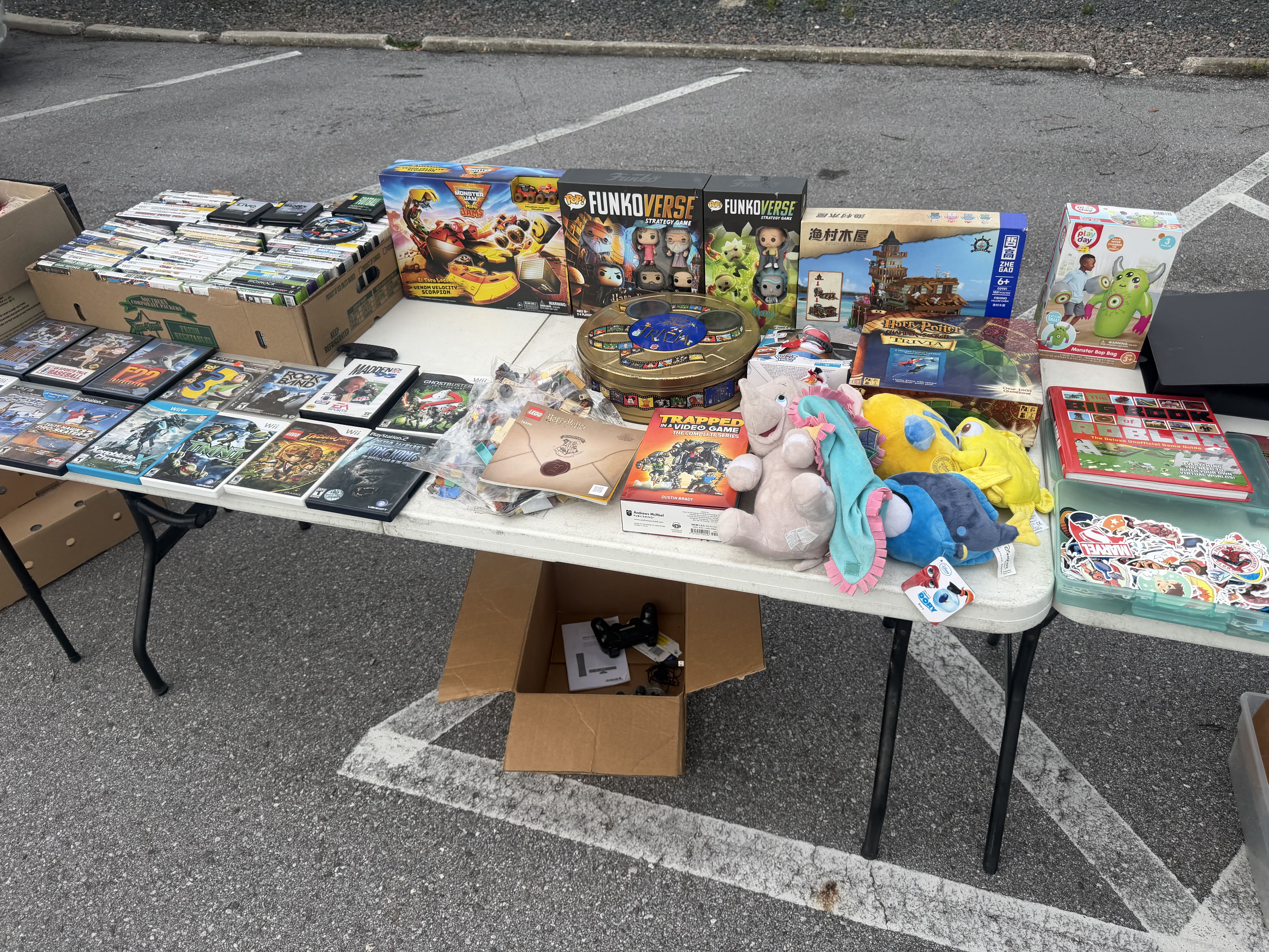 sportscards ,video games ,toys etc photo