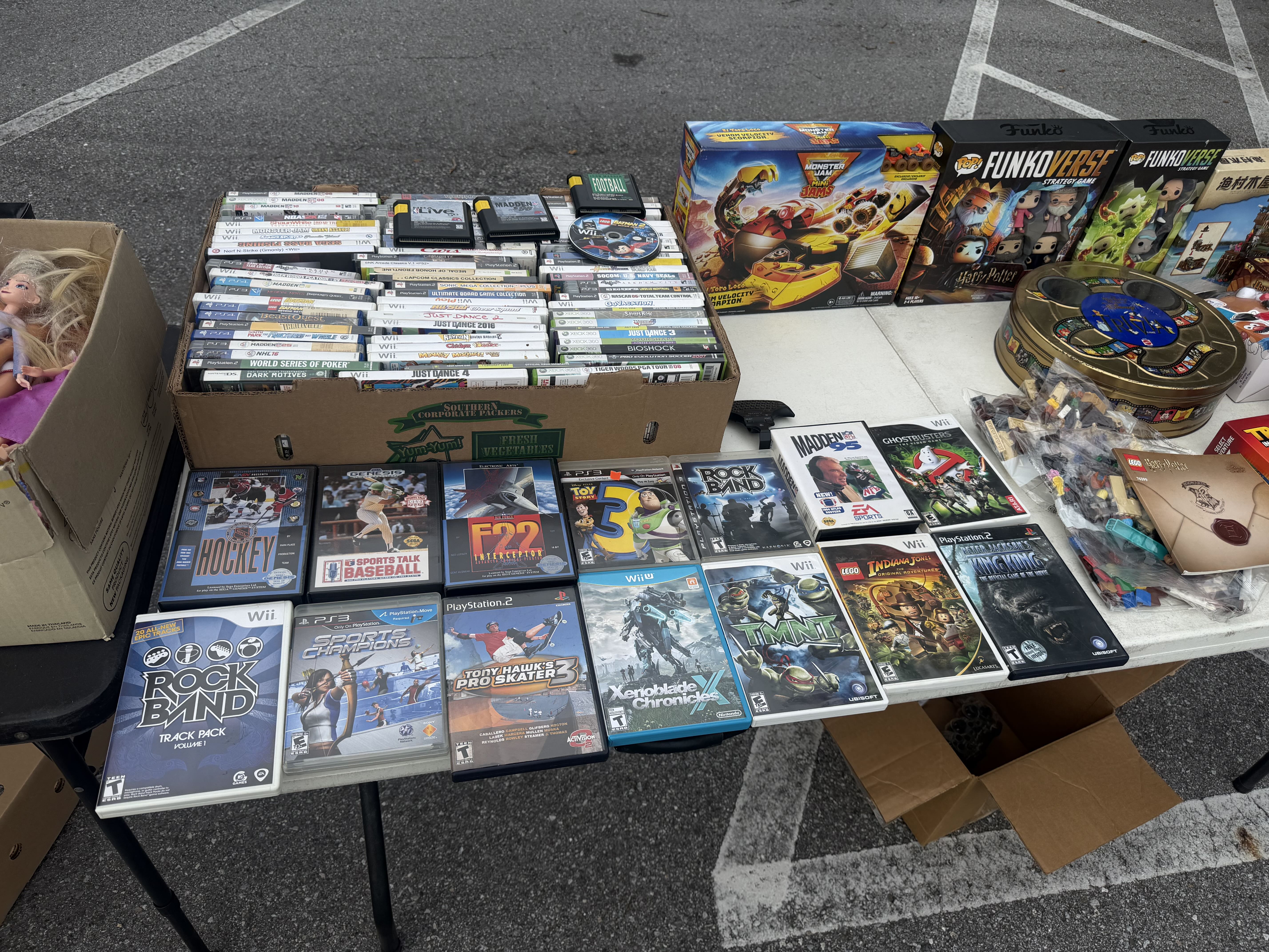 sportscards ,video games ,toys etc photo