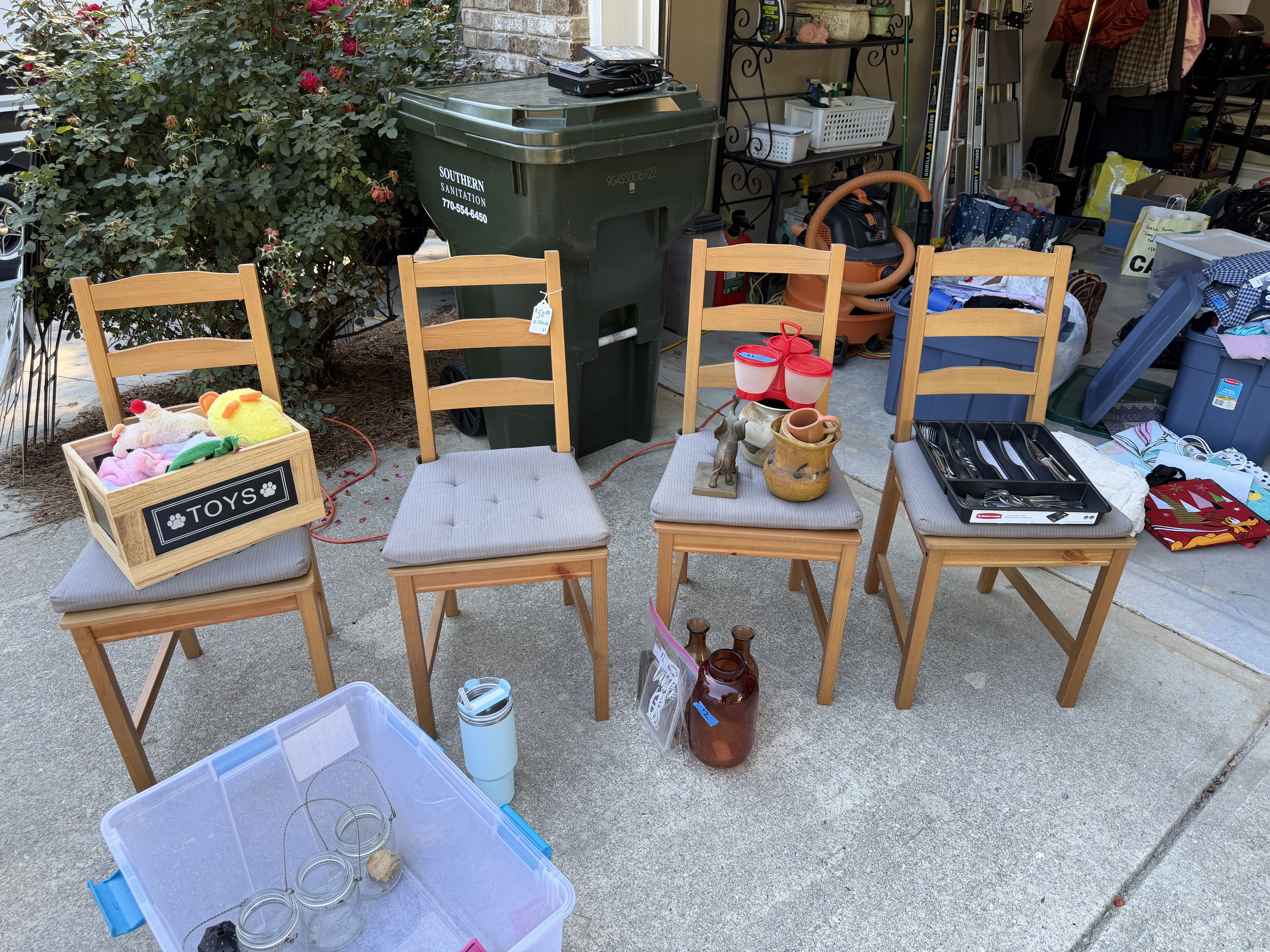 Neighborhood Sale photo