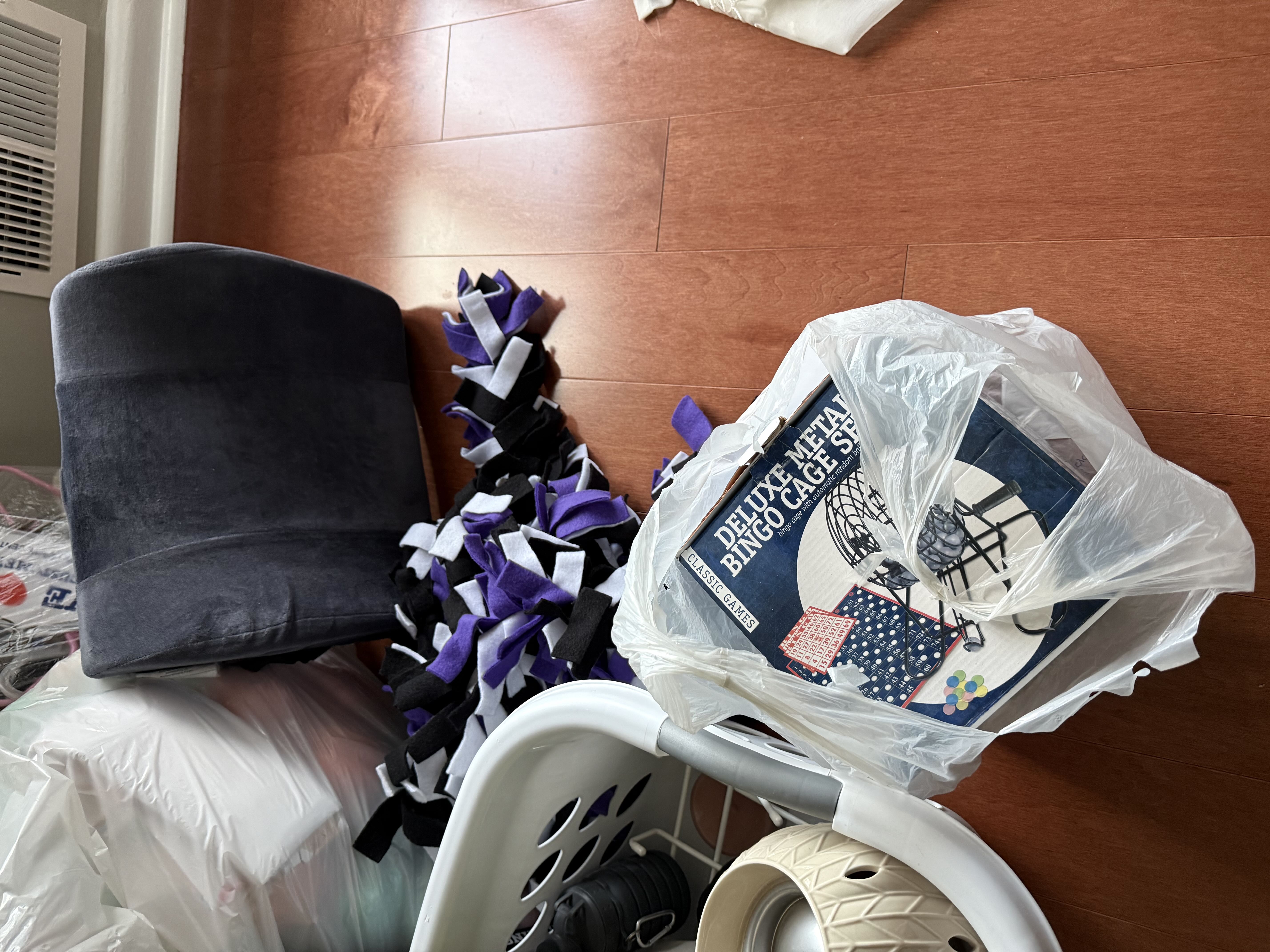 yard sale photo