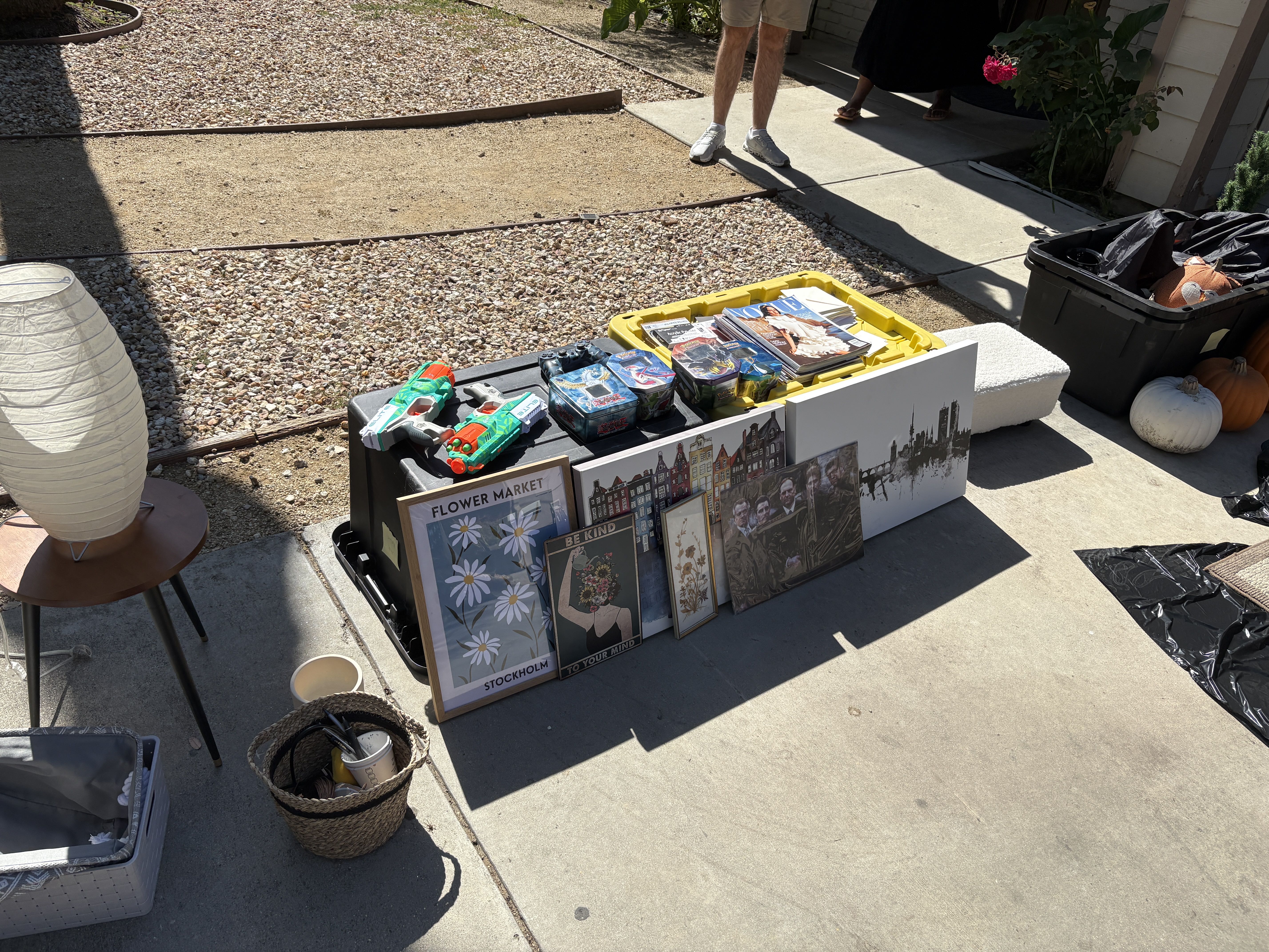 moving out yard sale photo