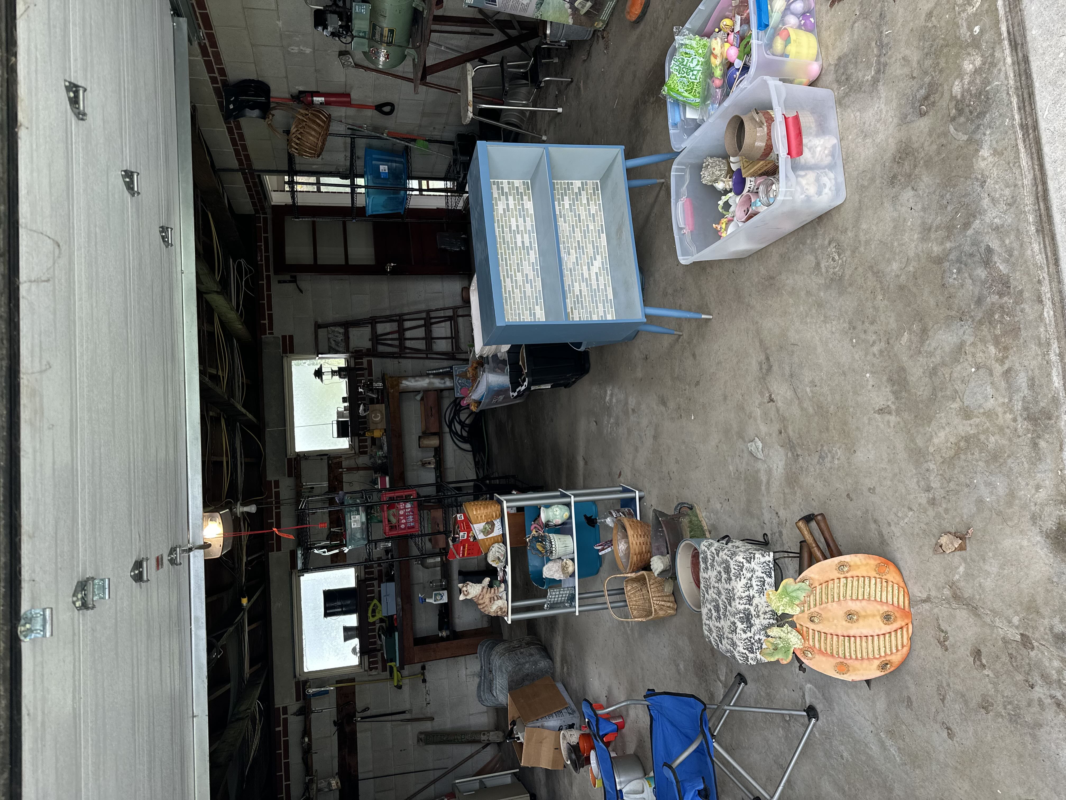 estate sale garage sale full house
