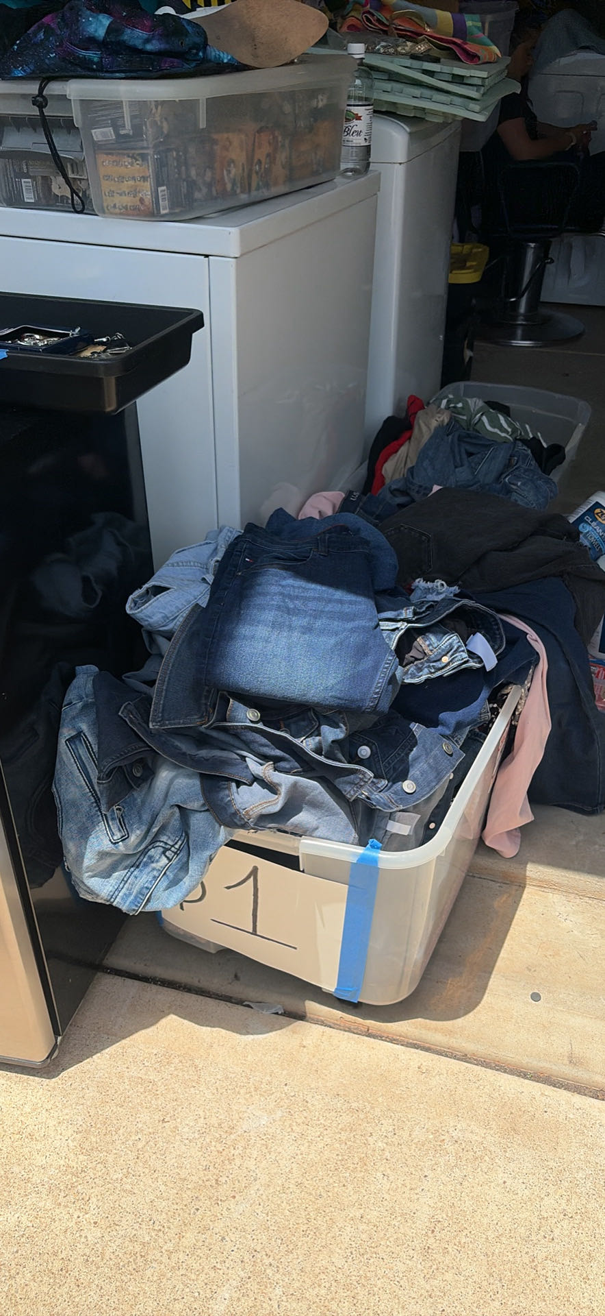 YARD SALE | TODAY SATURDAY 30th | 386 KERRIAN LN | CLOSE 6pm photo