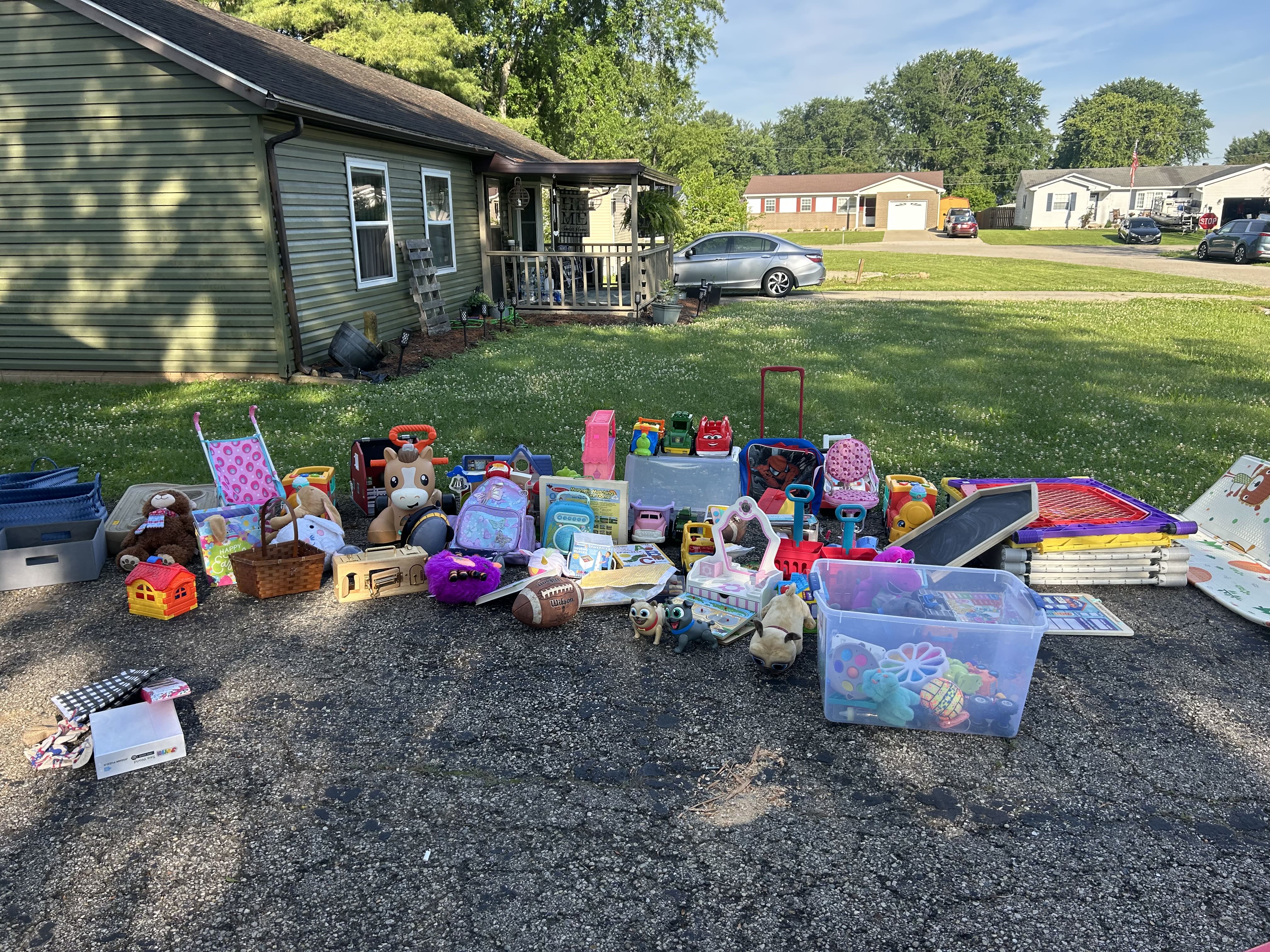 multi family yard sale