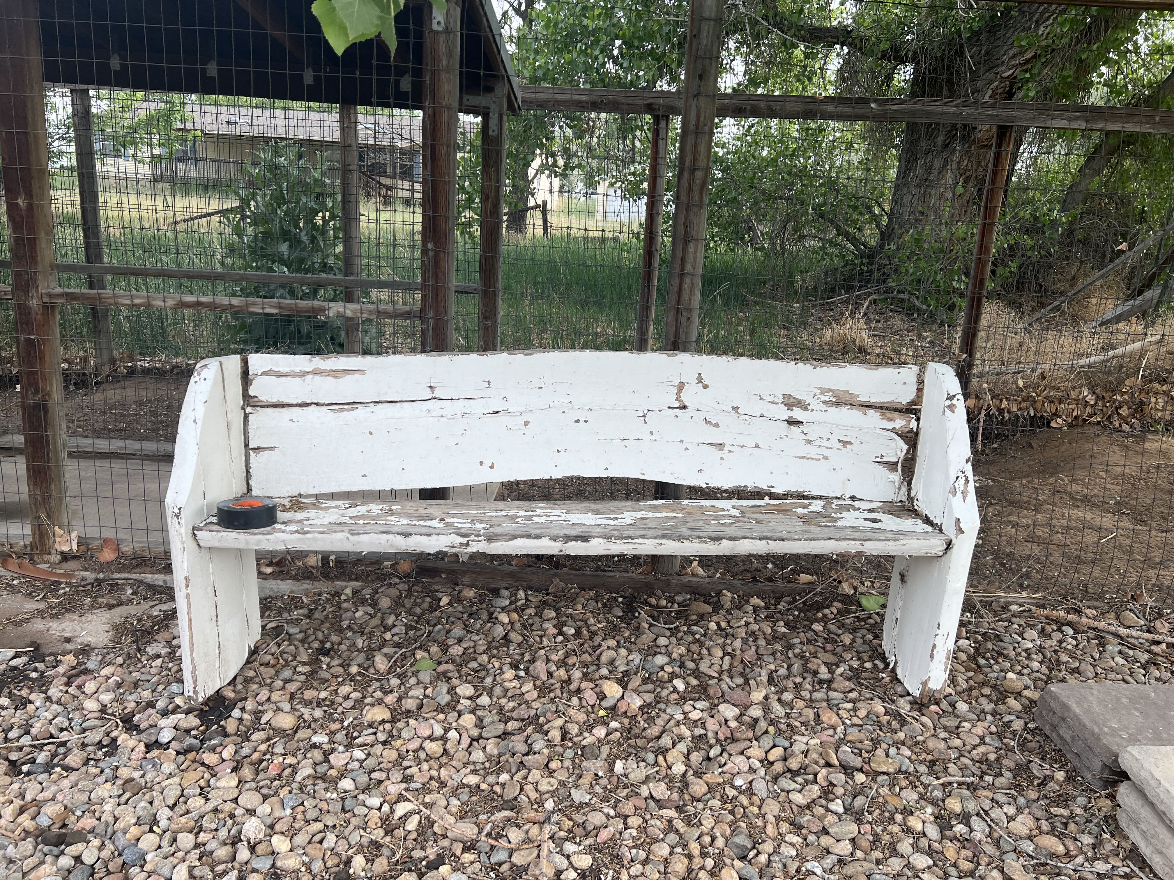 huge country moving sale photo