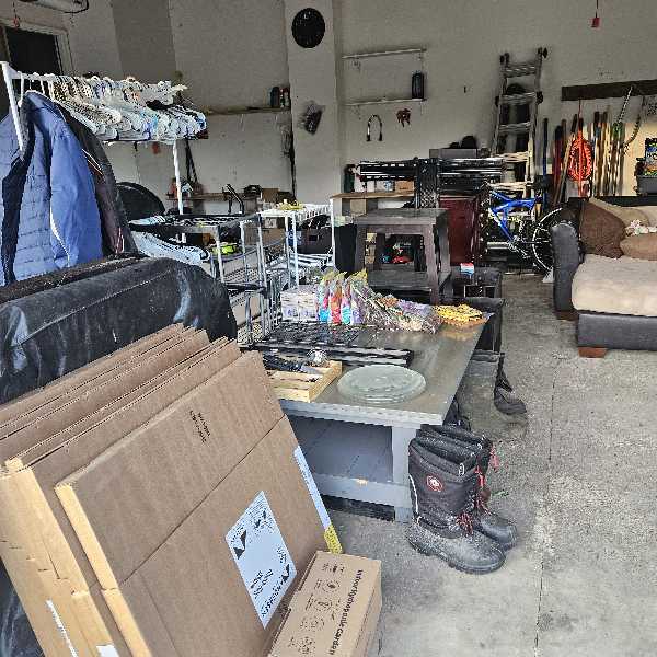 Garage / Moving Sale photo