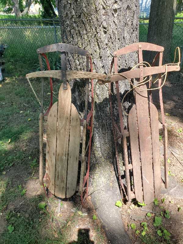 Estate Barn Sale photo