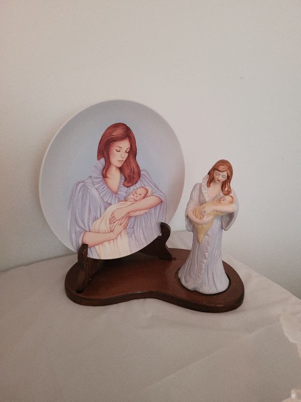 Huge indoor yardsale photo