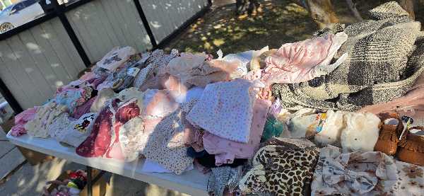 Yard sale photo