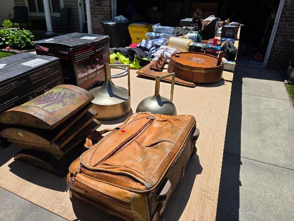 Yard and Garage Sale photo