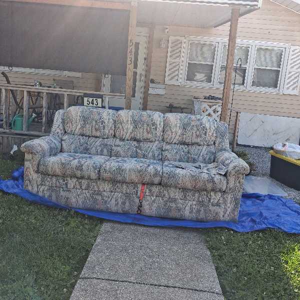 5 Family Yard Sale!! photo
