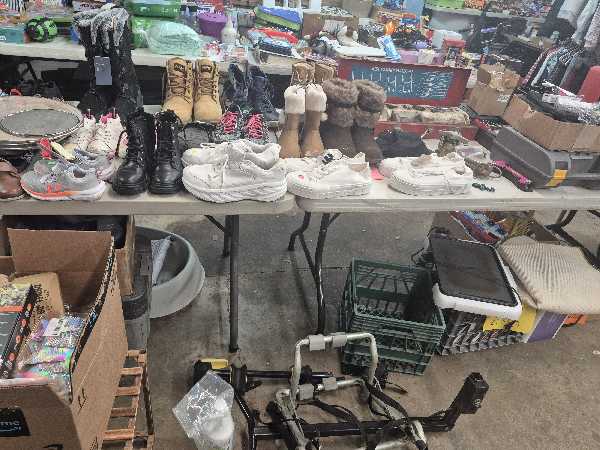 garage sale Oct 30&31,7 AM, Rain or shine, 1710 Thompson Ave Lebanon, north annville