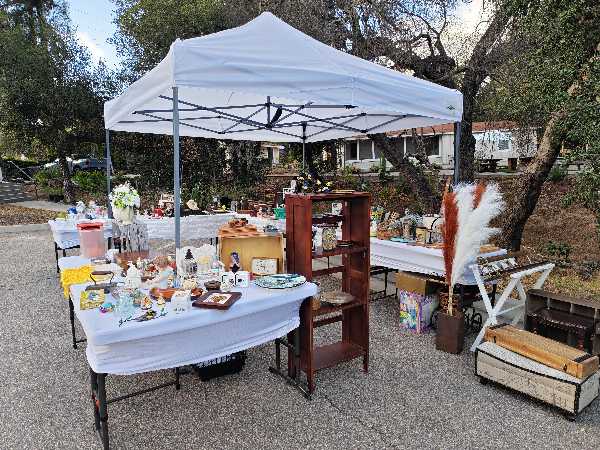multi family parking sale photo