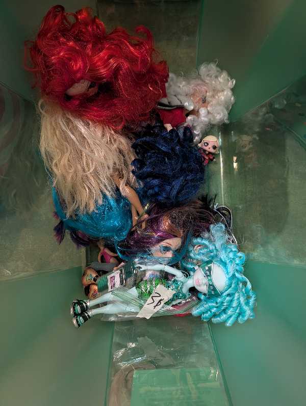 **FREE Yard Sale** photo