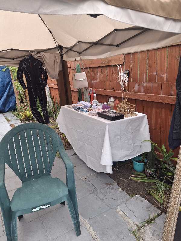 *Yard Sale* photo