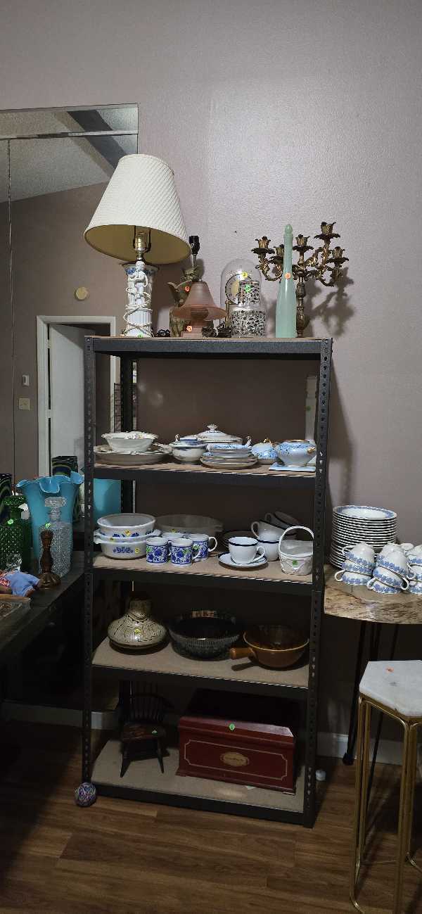moving sale photo