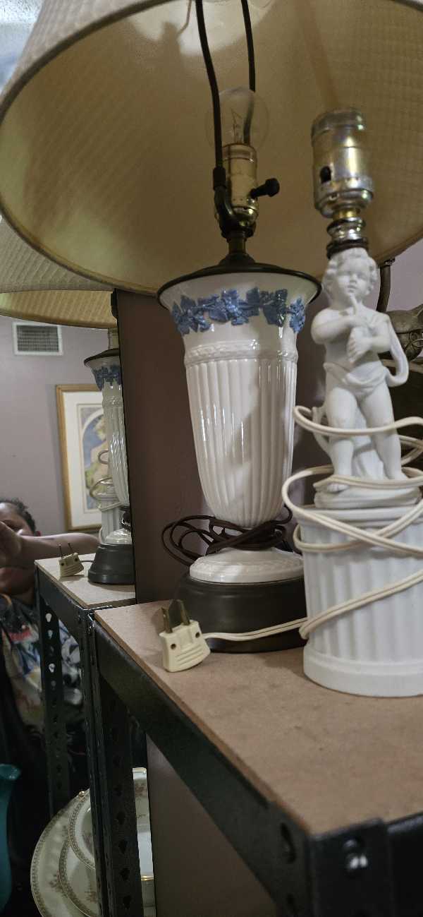 moving sale photo