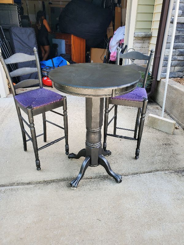 Garage sale photo