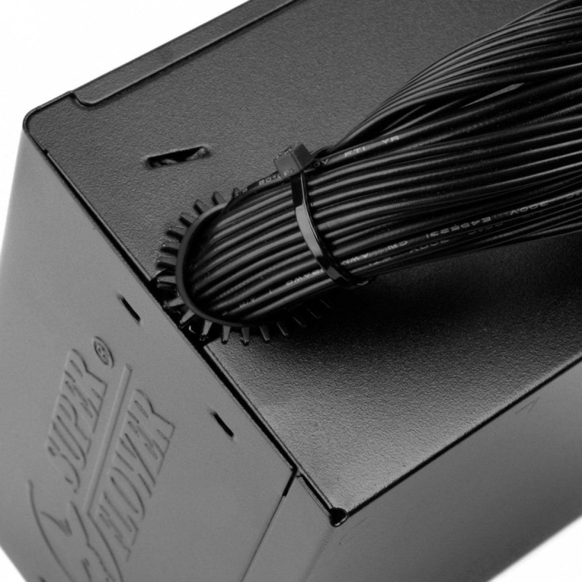 Fonte Super Flower LEGION HX 650W, 80 Plus Gold, PFC Ativo, SF-650P14XE(HX)