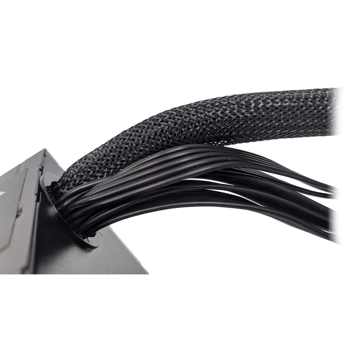 Fonte SuperFrame, 600W, 80 Plus Bronze, PFC Ativo, Cabos Flat, SF-B600FL