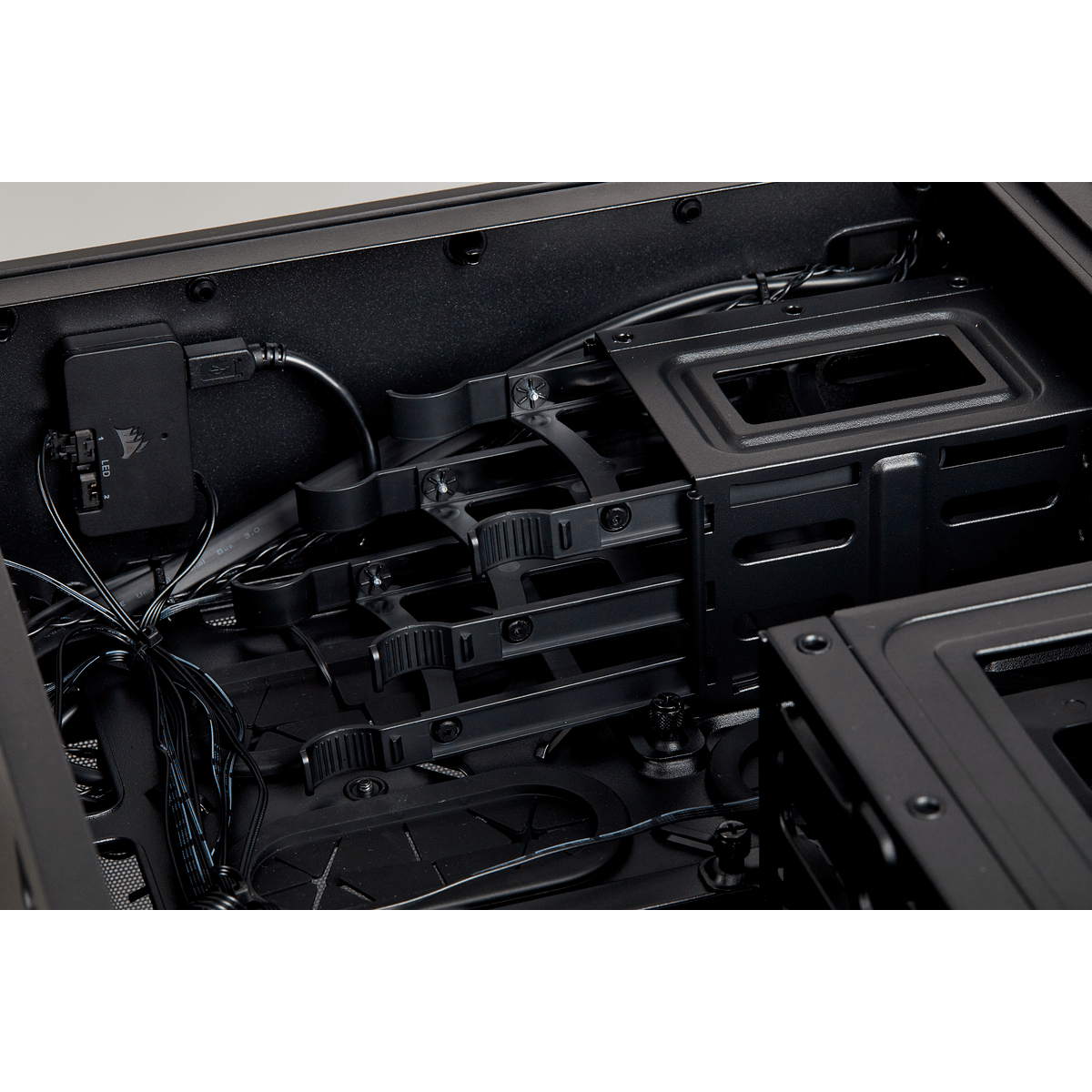 Gabinete Gamer Corsair Crystal 280x RGB, Mini Tower, Sem Fan, Vidro Temperado, Black, Sem Fonte, CC-9011135-WW