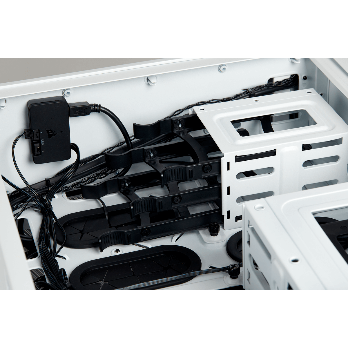 Gabinete Gamer Corsair Crystal 280x RGB, Mini Tower, Vidro Temperado, White, Sem Fonte, CC-9011137-WW