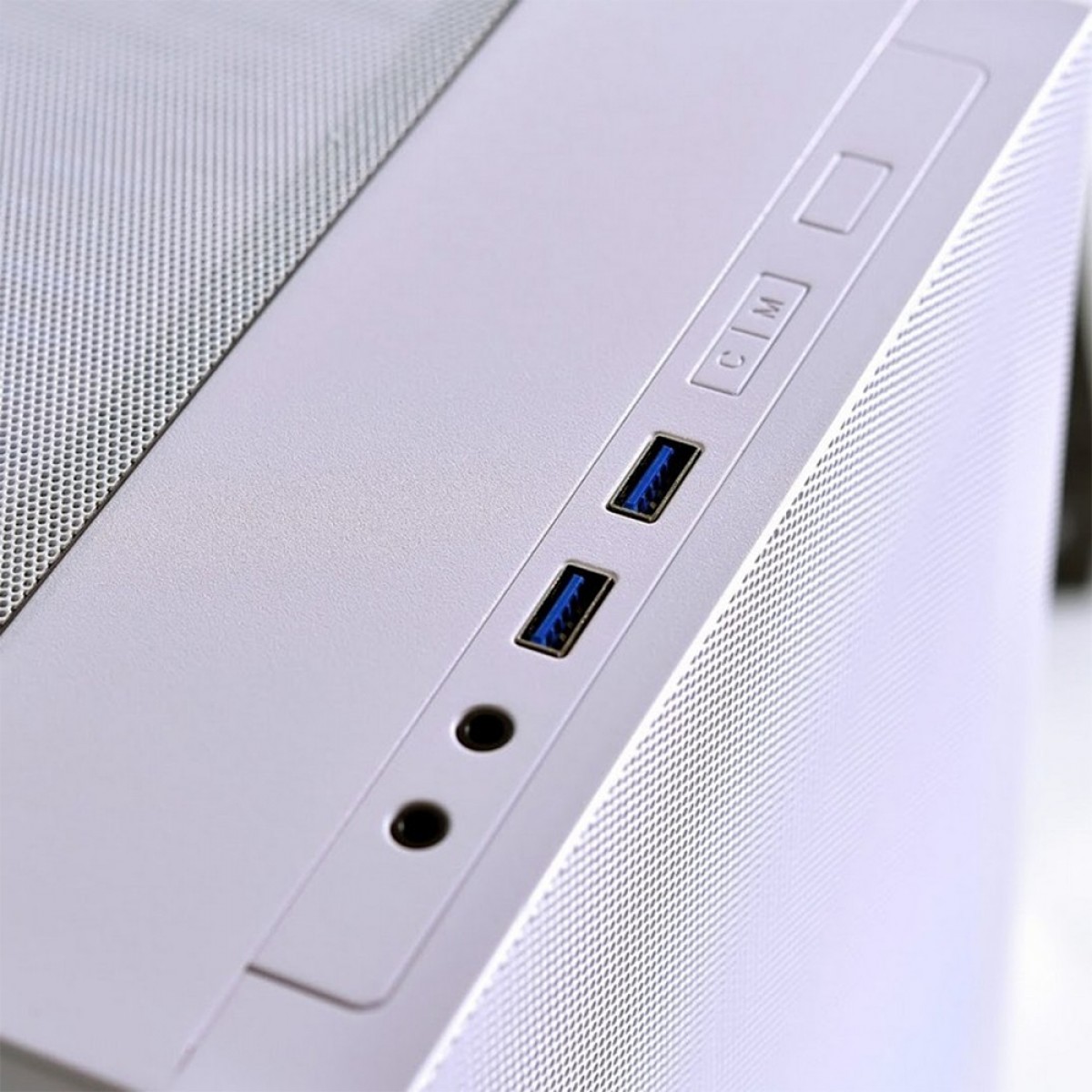 Gabinete Gamer Lian Li Lancool 205 Mesh, Mid Tower, Vidro Temperado, White, ATX, Sem Fonte, Com 3 Fans