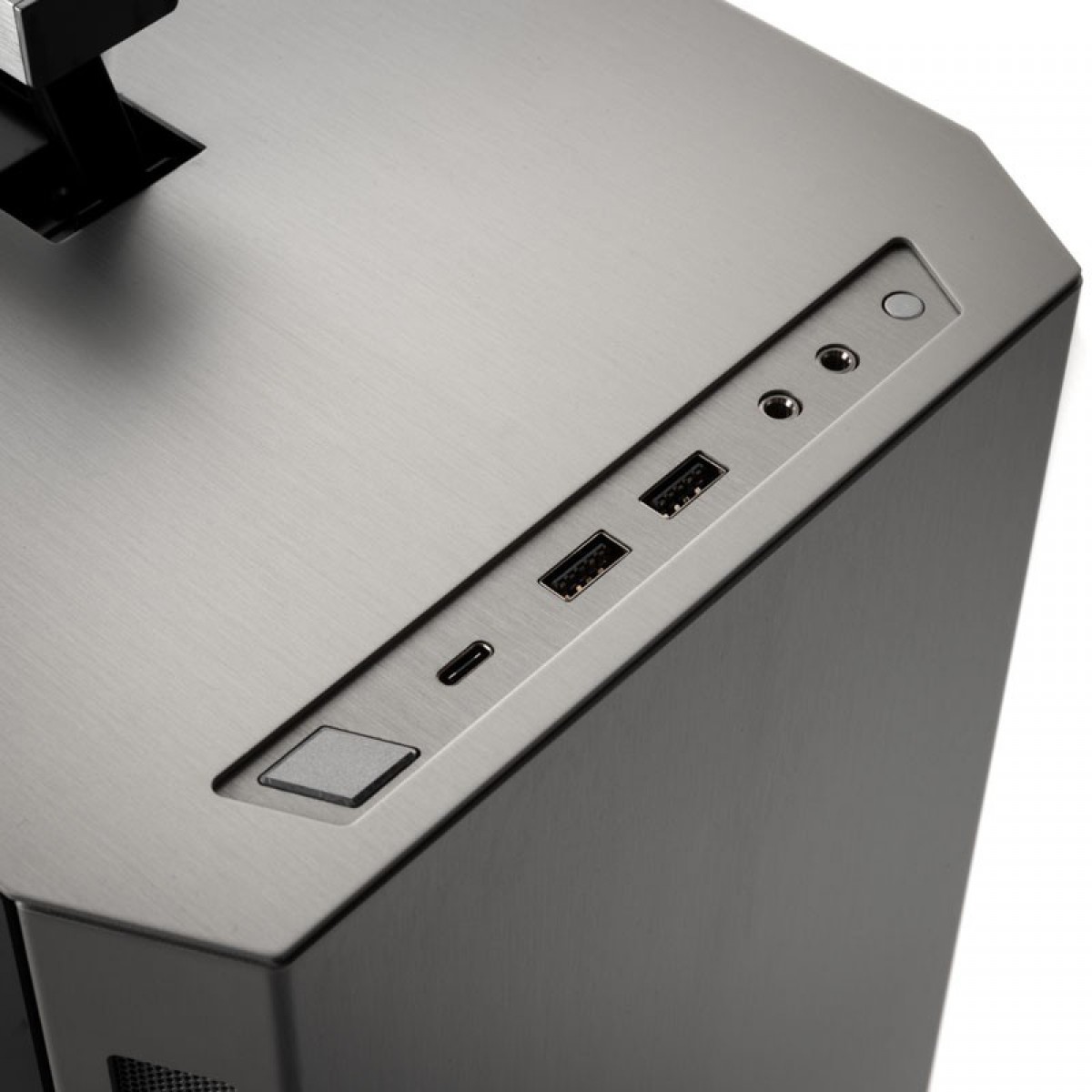 Gabinete Gamer Lian Li TU150WA, Mini Tower, Janela Lateral, Silver, Sem Fonte, Sem Fan