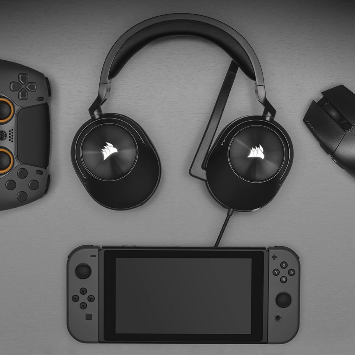 Headset Gamer Corsair HS55 Stereo, Drivers de 50mm, 3.5mm, Carbono, CA-9011260-NA