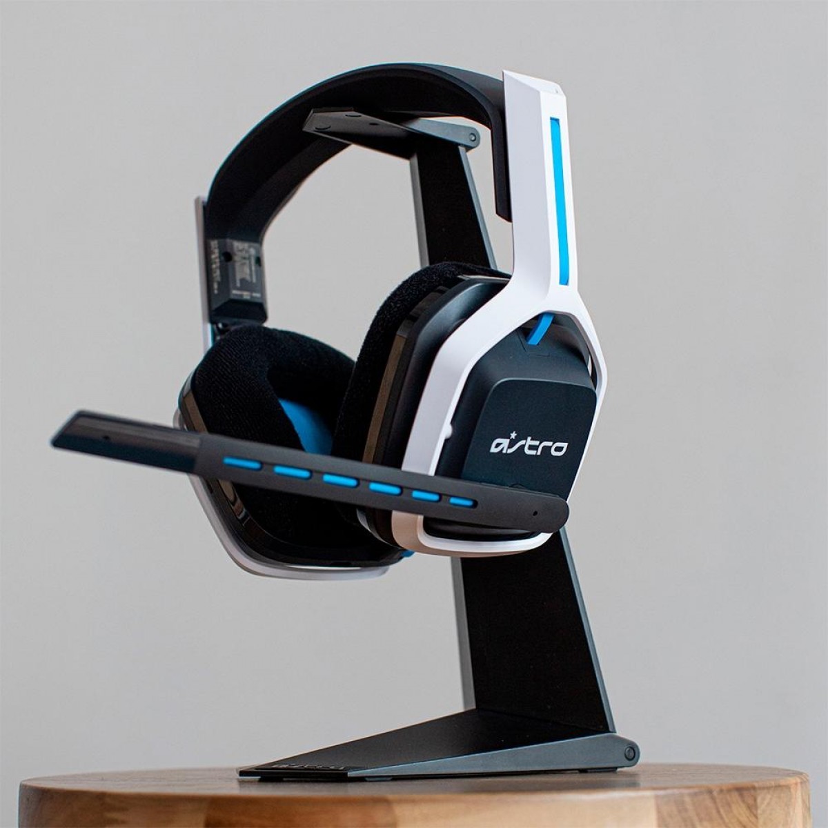 Headset Gamer Logitech Astro A20 Gen 2, USB, PS5/4, PC/MAC, White/Blue, 939-001877