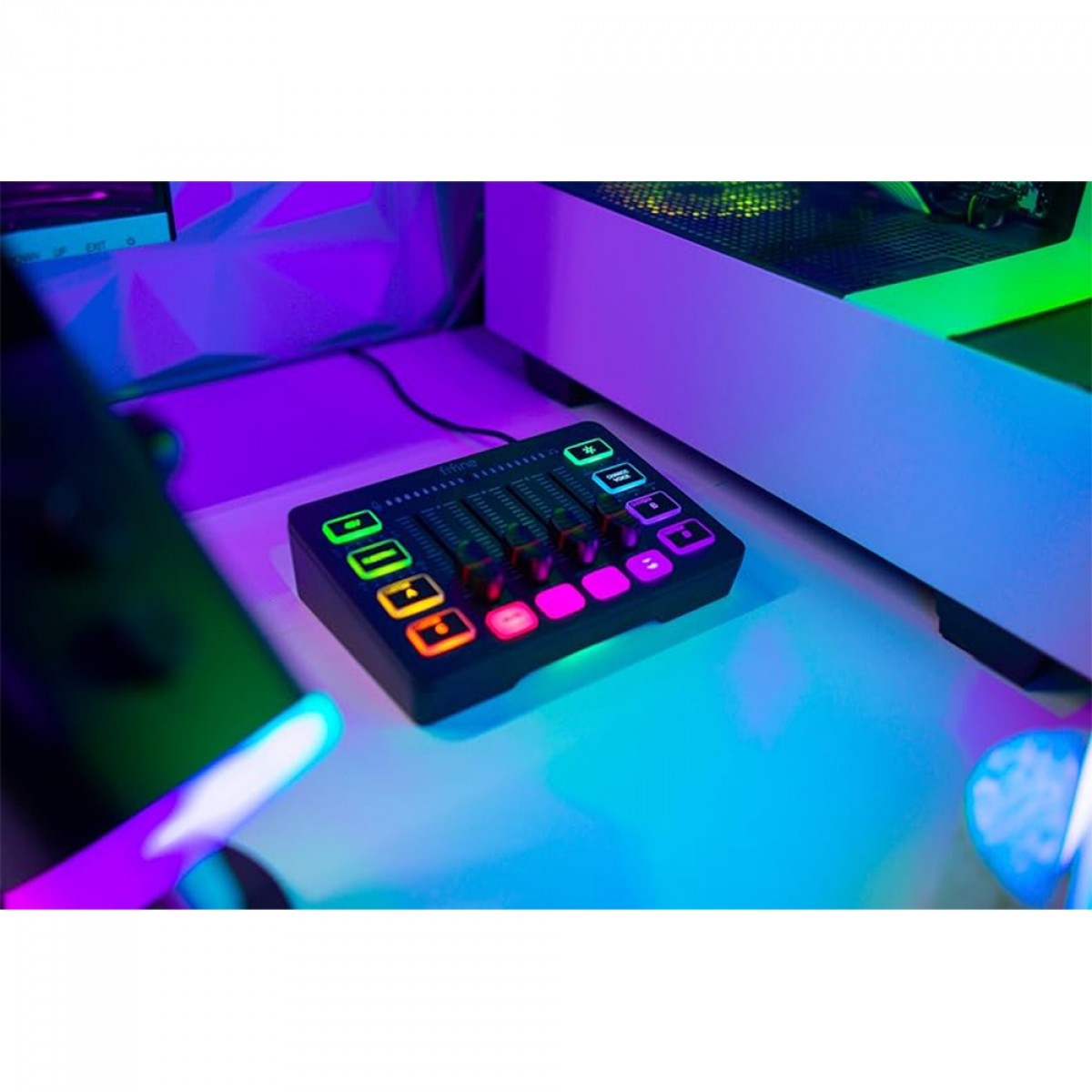 Kit Fifine Ampligame KS5 Streamer/Gamer, RGB, Com Microfone e Mixer de Áudio, XLR/USB, Preto