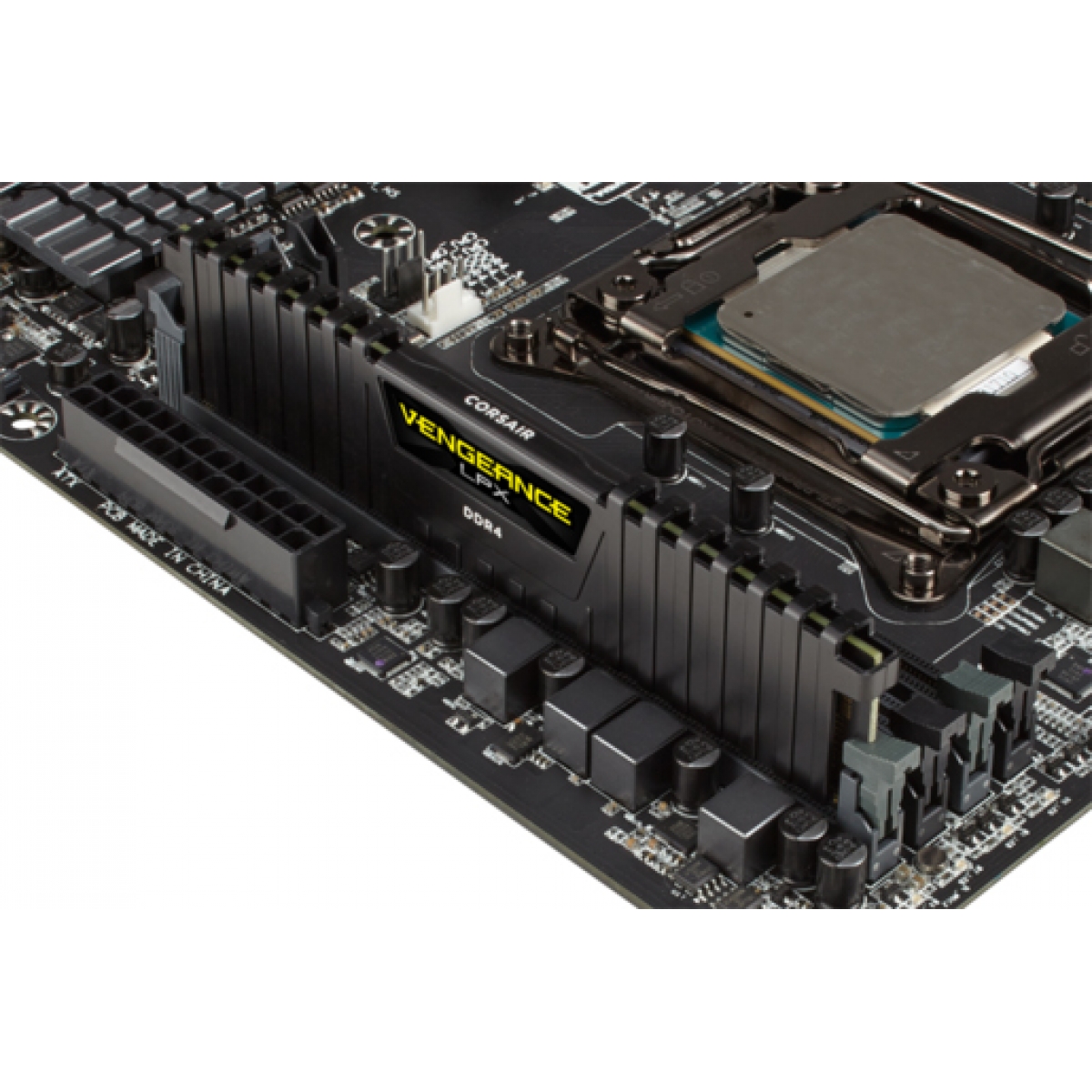 Memória DDR4 Corsair Vengeance LPX, 8GB 2666MHz, CMK8GX4M1A2666C16 